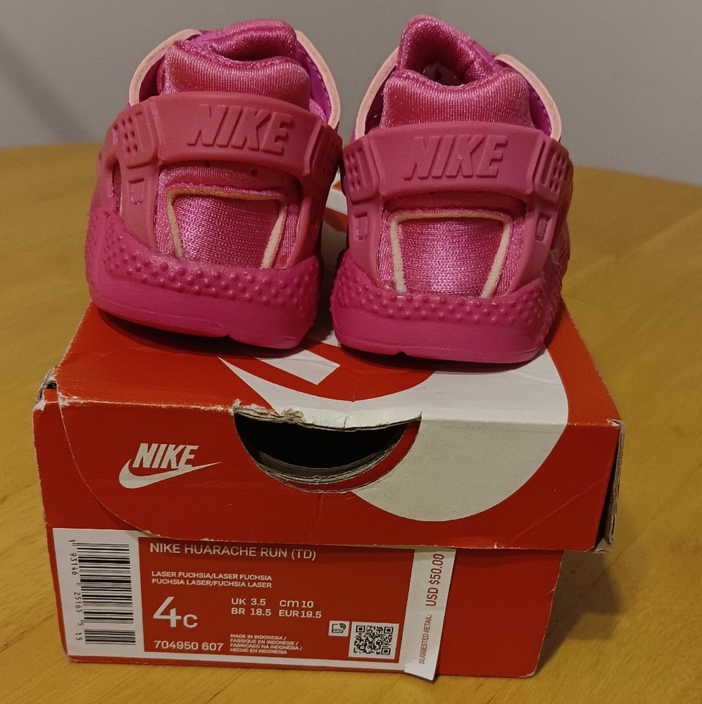 Nike Pink Huarache Run 4c NWT NIB - Picture 4 of 5